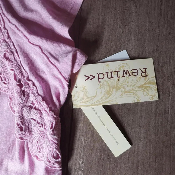 NWT Juniors' Rewind Short Sleeve Twist Front Tee Lilac Orchid Plus Size 2X - Picture 9 of 11